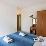アパート Flat With Pool Close To Kanegra Mazurija