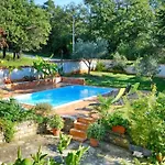 Flat With Pool Close To Kanegra アパート