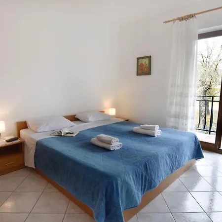 Flat With Pool Close To Kanegra *