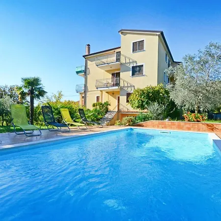 דירה Flat With Pool Close To Kanegra