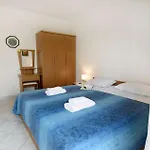 Flat With Pool Close To Kanegra Apartament *